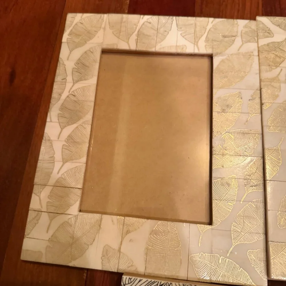 5 Photo Frames